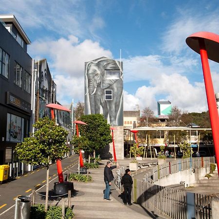 Stay Central The Penthouse New Plymouth Buitenkant foto